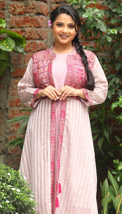 Anna Kovalchuk pornosini onlayn tomosha qiling